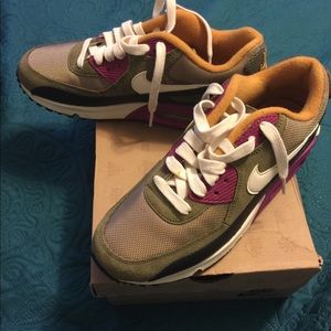 New, never worn Nike Air Max 90